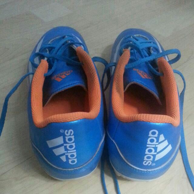 Adidas f5 samba top