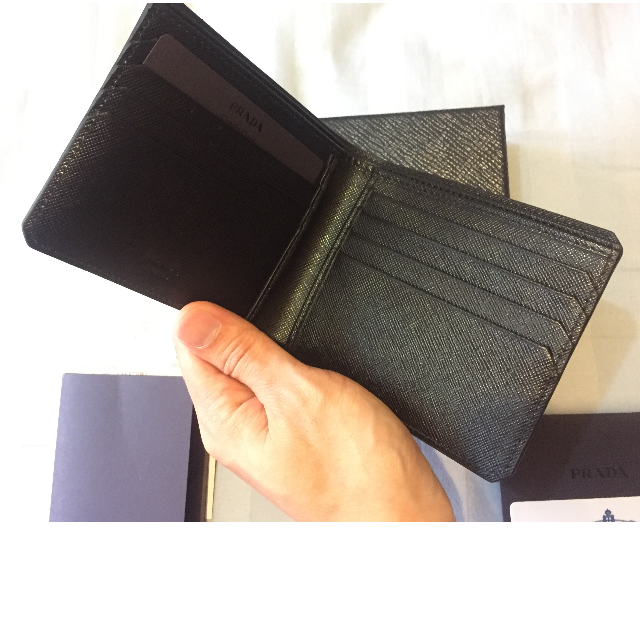 Prada Model 2M0513 Men's Saffiano Leather Bifold Wallet [BRAND NEW ...