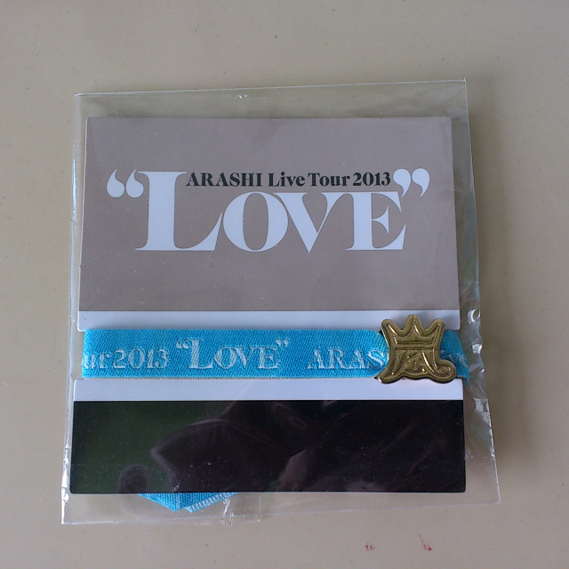 Arashi Love Tour 13 Ribbon Bracelet Blue Hobbies Toys Memorabilia Collectibles Fan Merchandise On Carousell