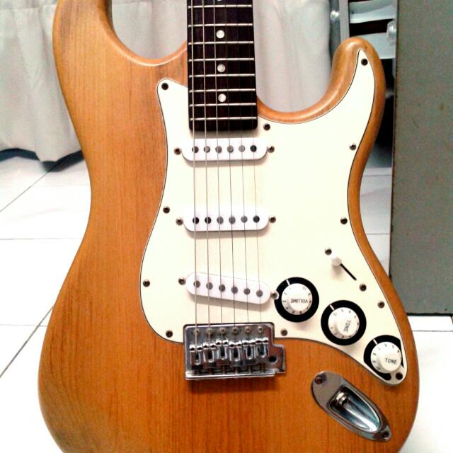 J&d strat deals