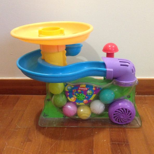 Busy 2025 ball popper