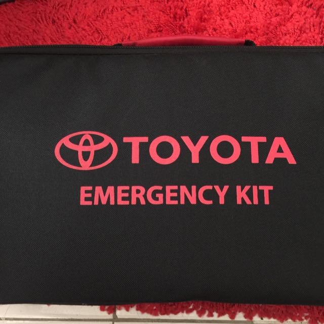 Toyota Emergency Kit, Auto Accessories on Carousell
