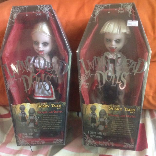 living dead dolls hansel and gretel