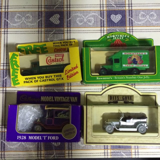 Lledo model cars hotsell