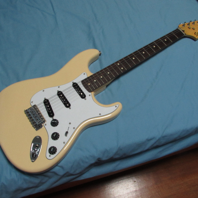 squier modified 70s strat