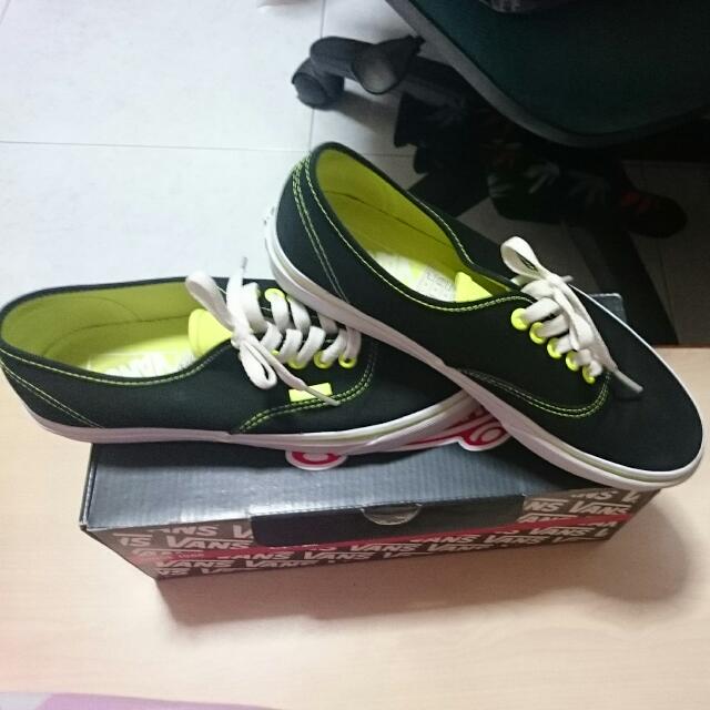 vans authentic black yellow