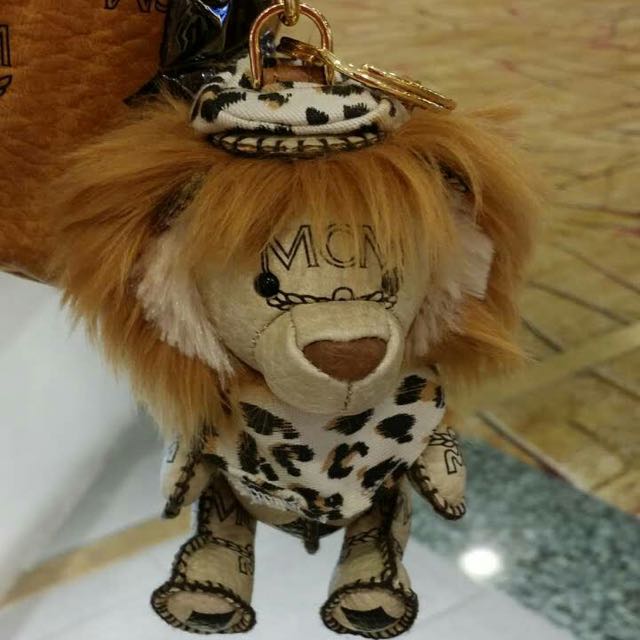 Mcm sales lion keychain