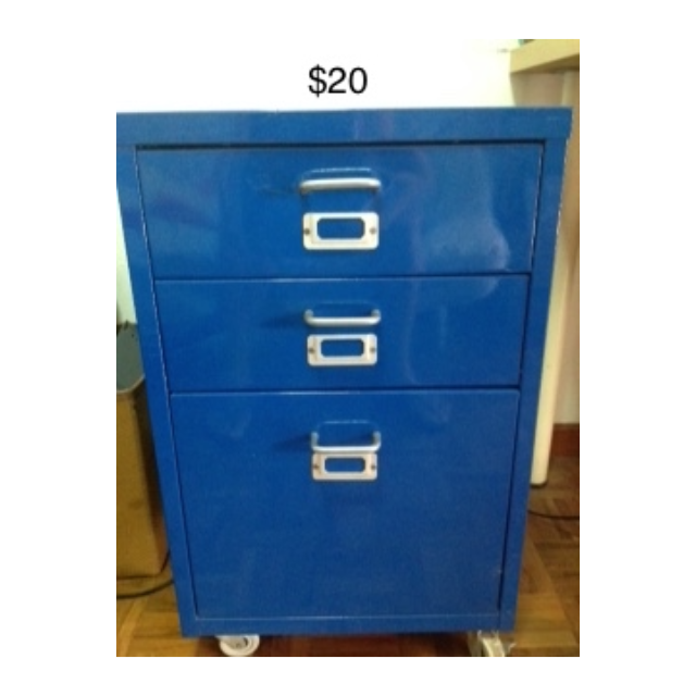 steel filing on caster wheels, Furniture & Home Living, Furniture, Shelves,