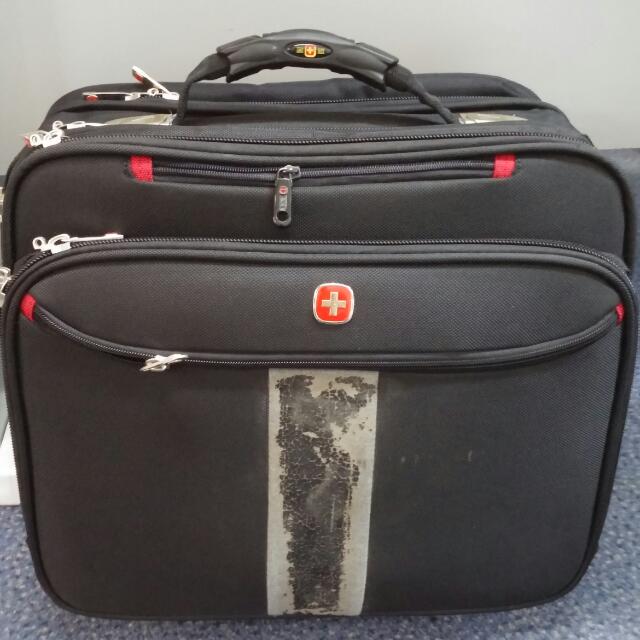 swiss laptop trolley bag