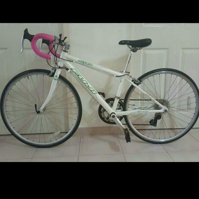 Fuji Ace 650 Junior Roadbike Sports Equipment Bicycles Parts