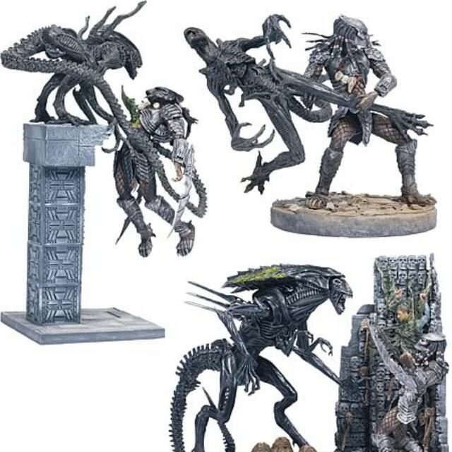 alien and predator action figures