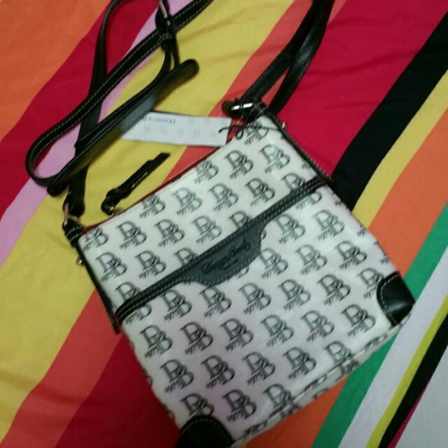 Dooney N Brooke Sling Bag BN Women s Fashion Bags Wallets Cross body Bags on Carousell