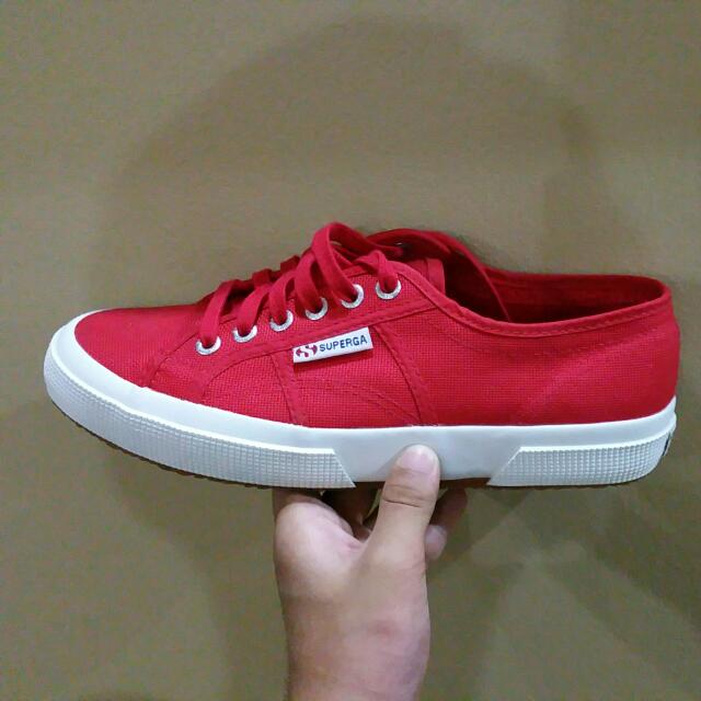 superga maroon red