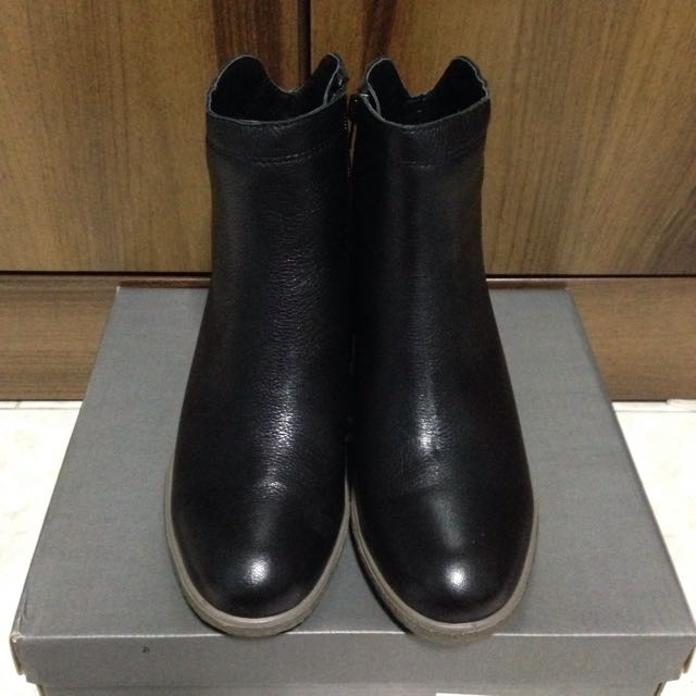 Ecco deals camilla boots