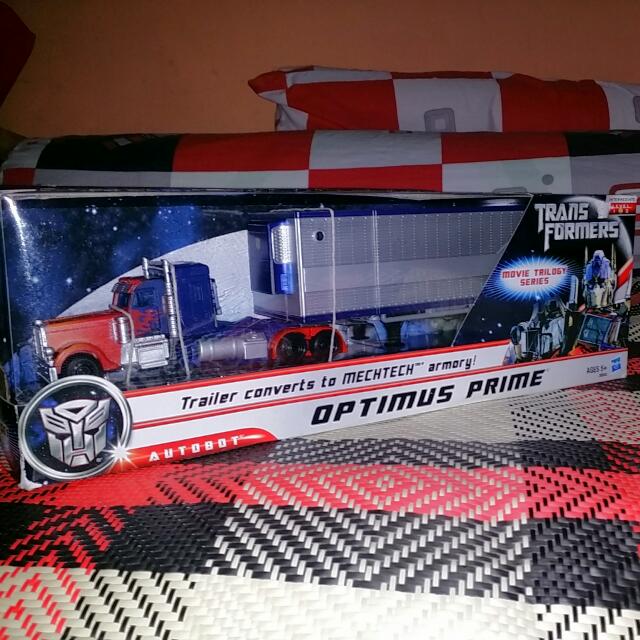 View Transformers Toys Optimus Prime With Trailer Pictures