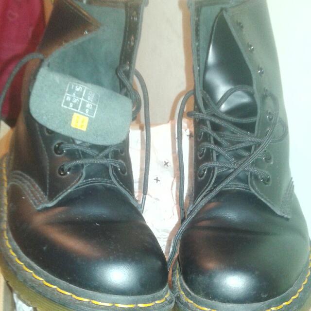 dr martens non steel toe