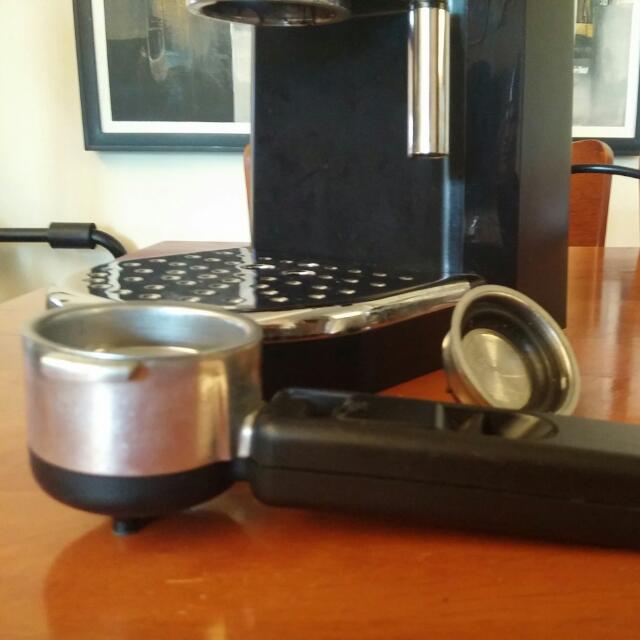 DeLonghi EC270 Espresso Machine, TV & Home Appliances, Kitchen