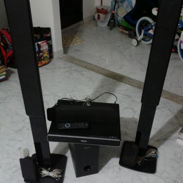 Philips DvD Home Theater System HTS3366, Furniture & Home Living