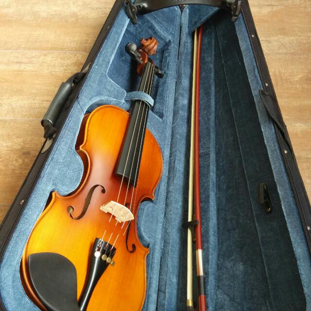 Johann String Violin Premium Student Violin HH65, Hobbies & Toys, Music