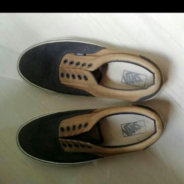 Authenthic Vans Shoes.., Sports Equipment, Exercise & Fitness, Cardio