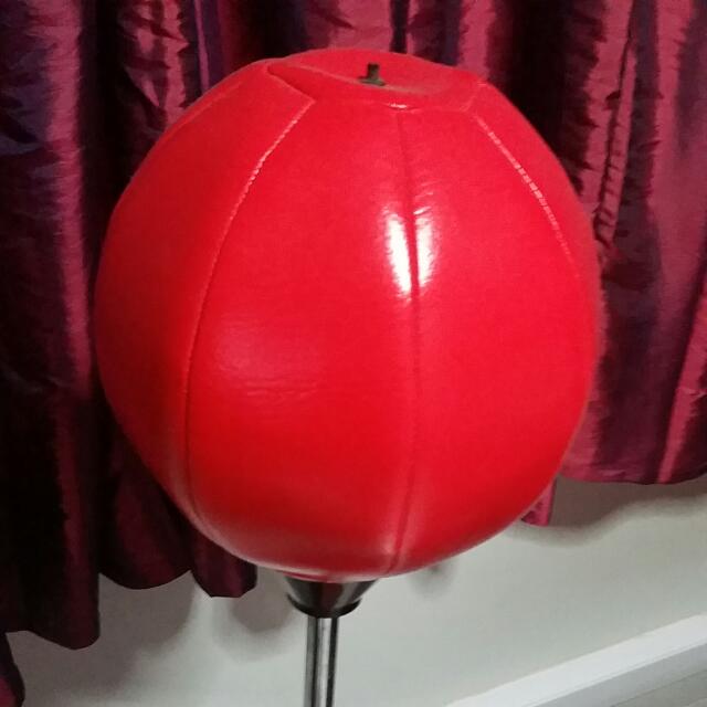 Punching ball, Sports Equipment, Sports & Games, Racket & Ball Sports ...