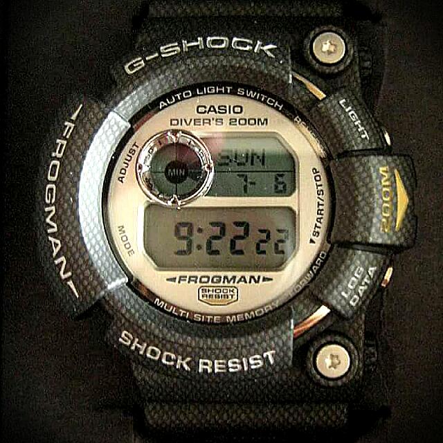 carbon fiber frogman