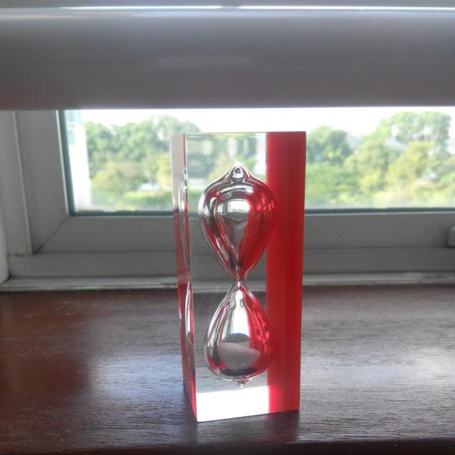 Supreme sand timer online