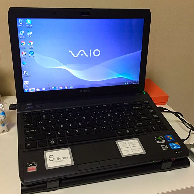 Sony VAIO S (VPCS125FG) Laptop, Computers & Tech, Parts & Accessories