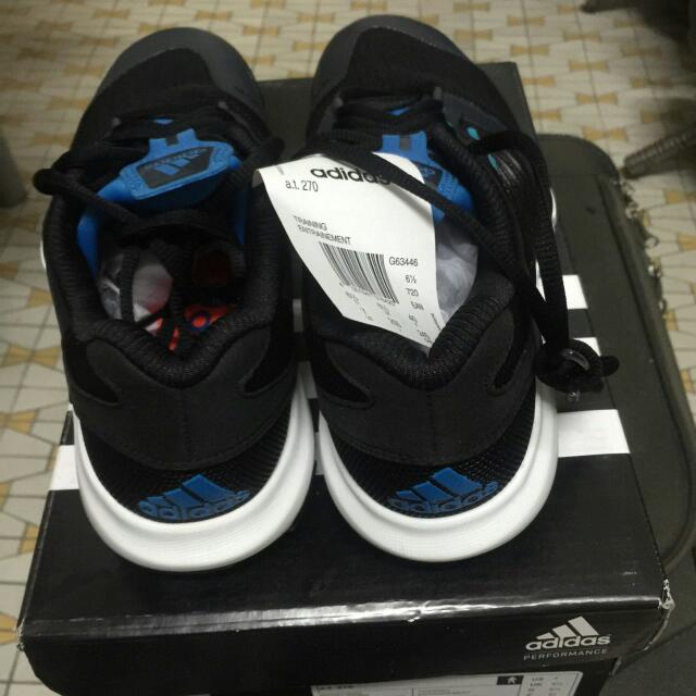 Adidas A.t. 270 US sz7 Women s Fashion Footwear Sneakers on Carousell