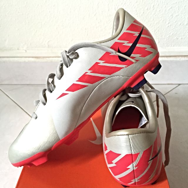 nike mercurial glide ii silver