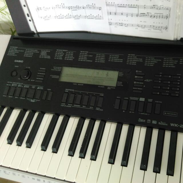 Piano Keyboard Casio Wk220, Hobbies & Toys, Music & Media, Musical