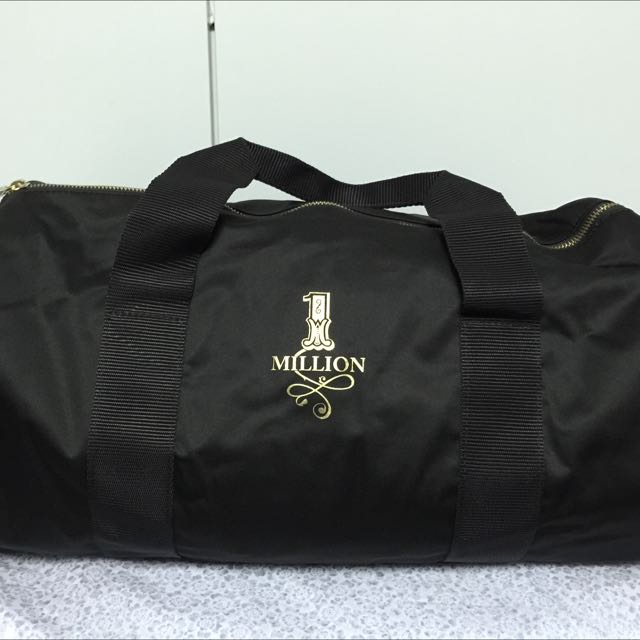 1 million weekend bag