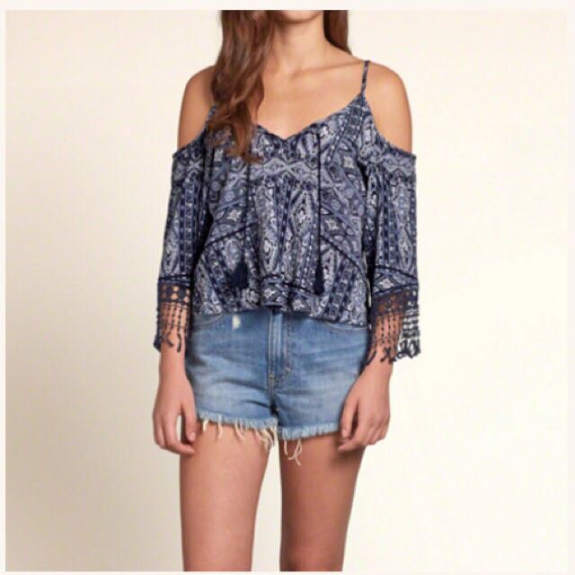 Hollister Printed Open Shoulder Peasant Top Women s Fashion Tops
