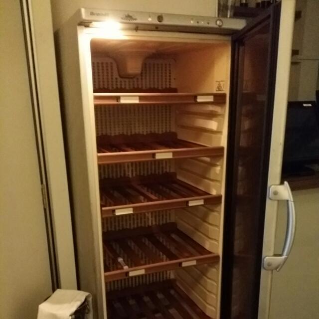 Brandt Wine Chiller, TV & Home Appliances, Kitchen Appliances, Wine