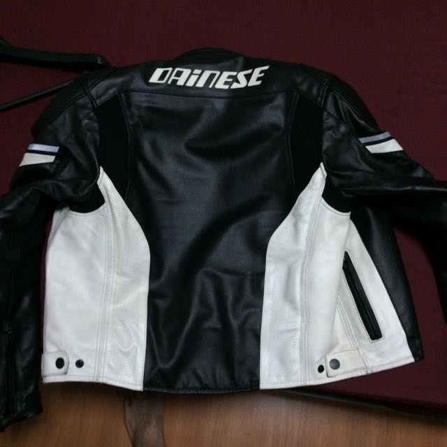 Dainese airfast store