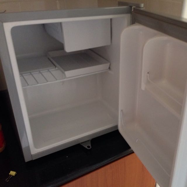 Tecno Mini Bar Fridge, TV & Home Appliances, Kitchen Appliances, Refrigerators & Freezers on