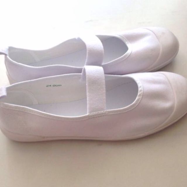 White ballerina shoes hotsell