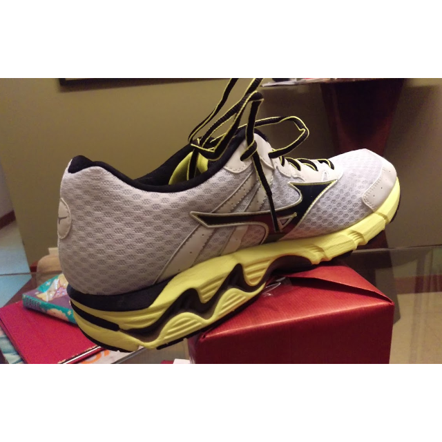 Mizuno wave inspire 11 clearance yellow