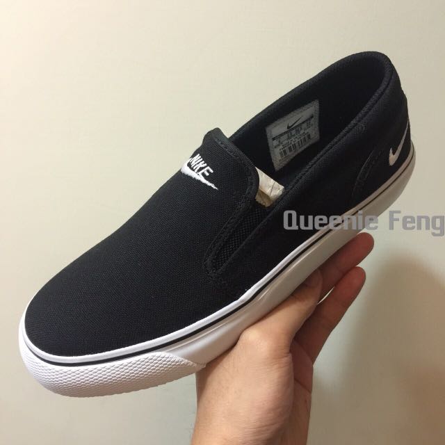 nike wmns toki slip canvas