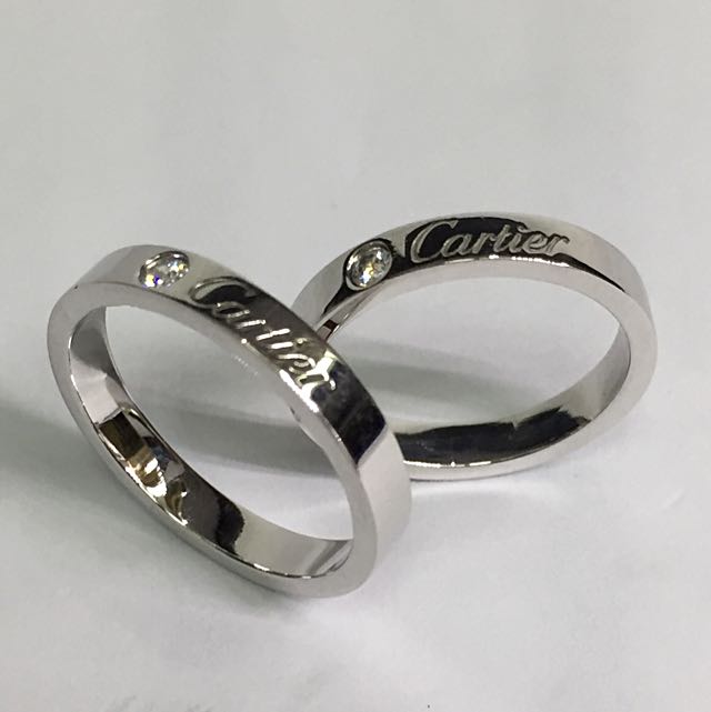 Cartier wedding hotsell band platinum