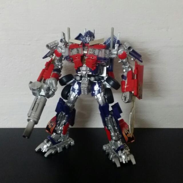 transformers buster optimus prime