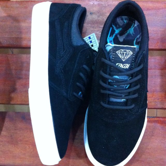 Lakai griffin smu new arrivals