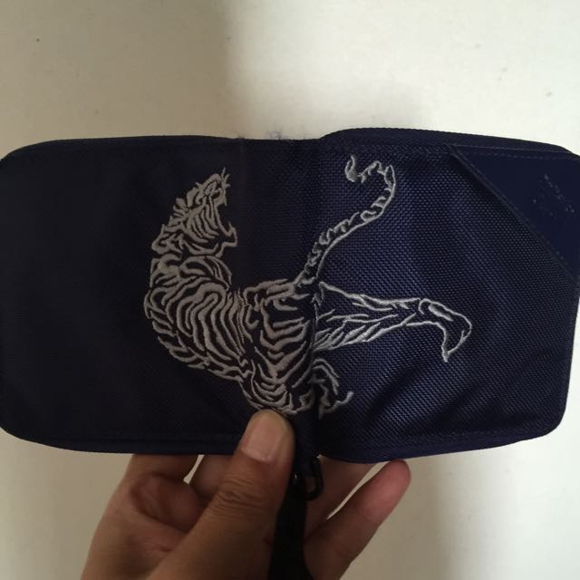 onitsuka tiger wallet