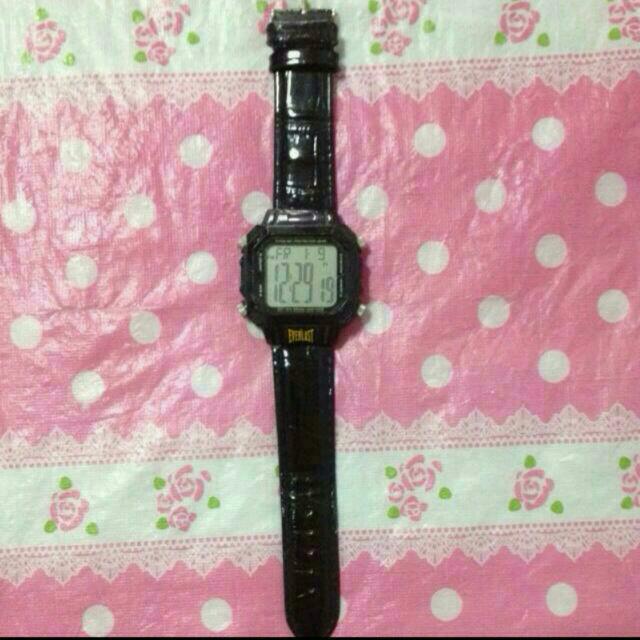Authentic Retro Everlast Watch Sports Equipment Sports Games Racket Ball Sports on Carousell