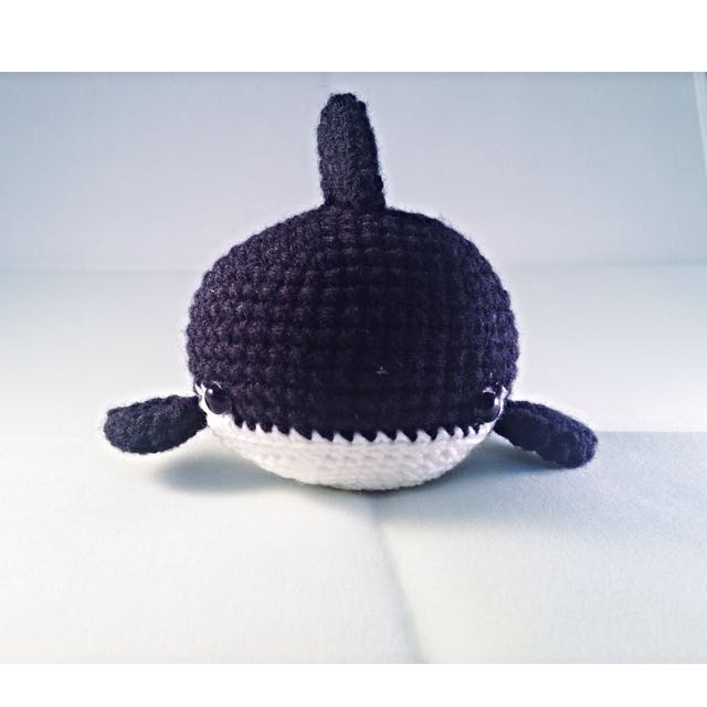 Crochet Amigurumi Orca / Killer Whale, Hobbies & Toys, Stationery