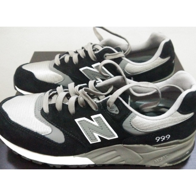 new balance 999 black and white