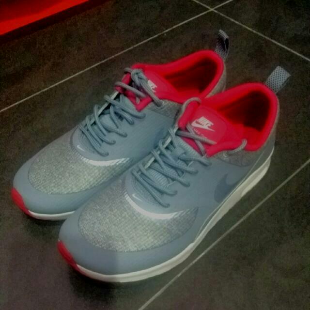 ladies new air max
