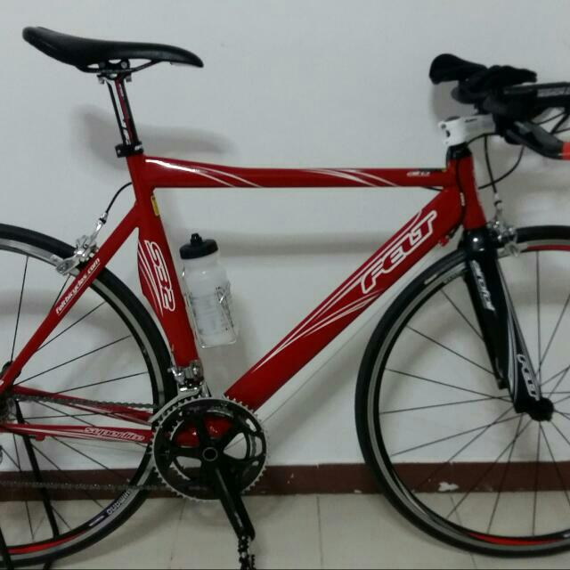 felt s32 triathlon bike for sale
