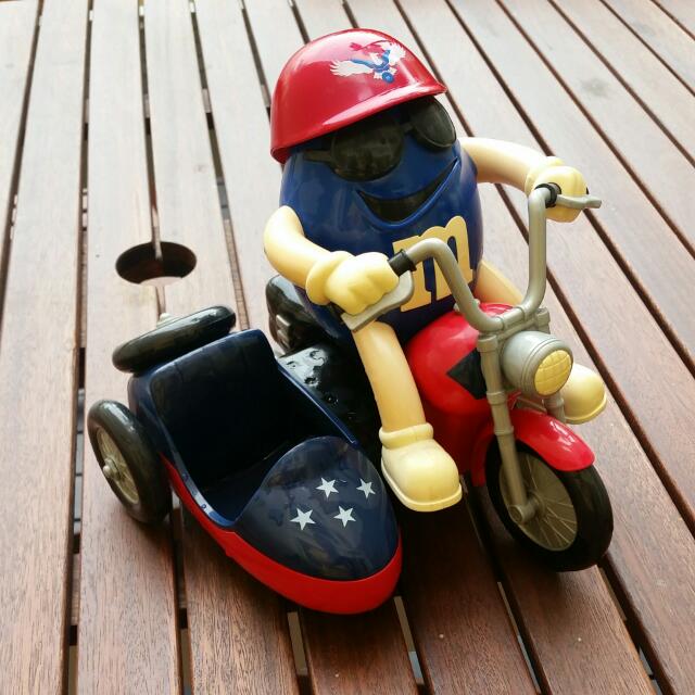 M&M Motorcycle Toy With Sidecar, Hobbies & Toys, Toys & Games on Carousell