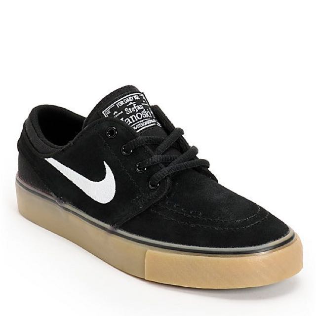 All cheap black janoskis
